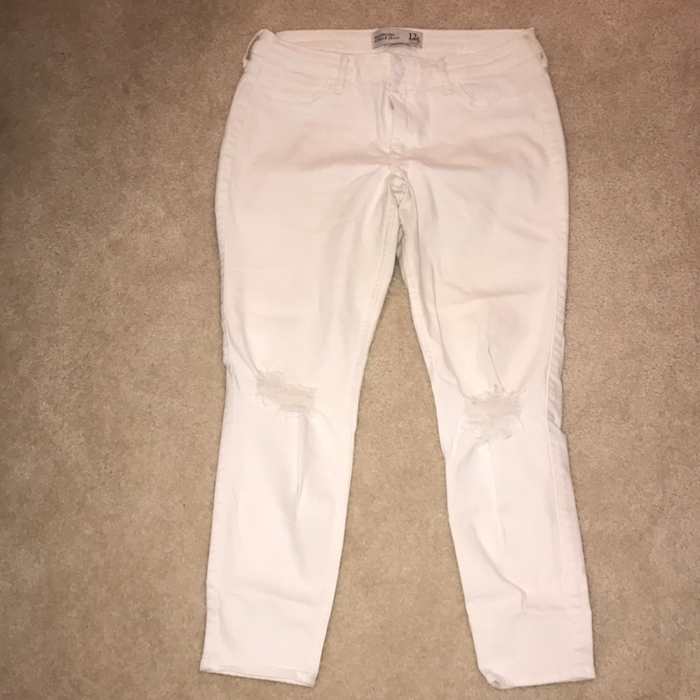 white jeans w rips - abercrombie